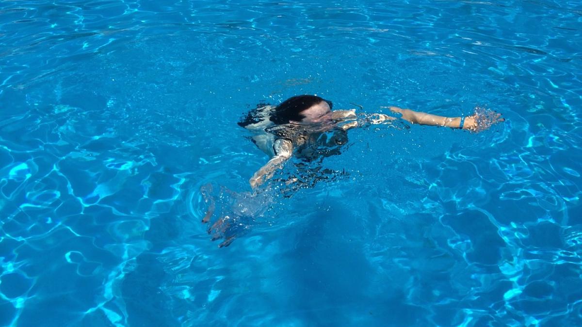 romanca moarta in italia a mancat o pizza dupa care a intrat in piscina si a murit ce au aflat