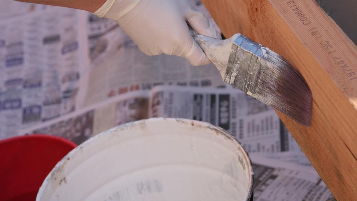 si a cumparat o casa si a inceput sa o renoveze ce a descoperit in interiorul unui perete