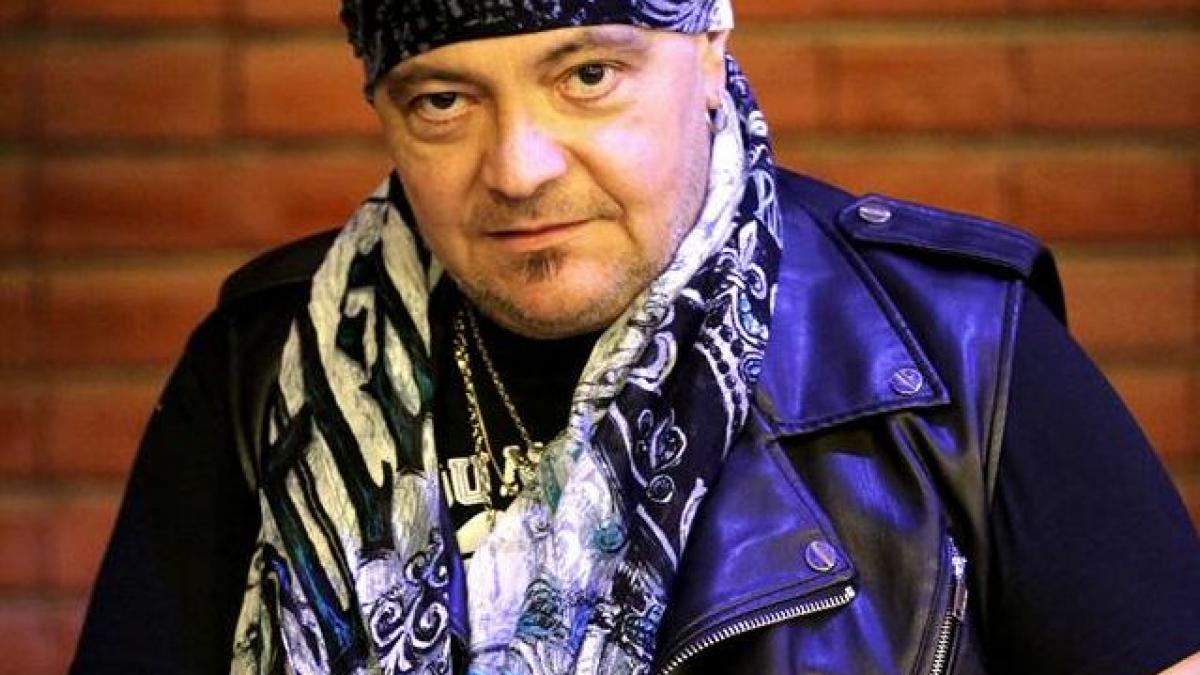 leo iorga incearca aproape orice ca sa scape de cancer uite ce a ajuns sa faca artistul