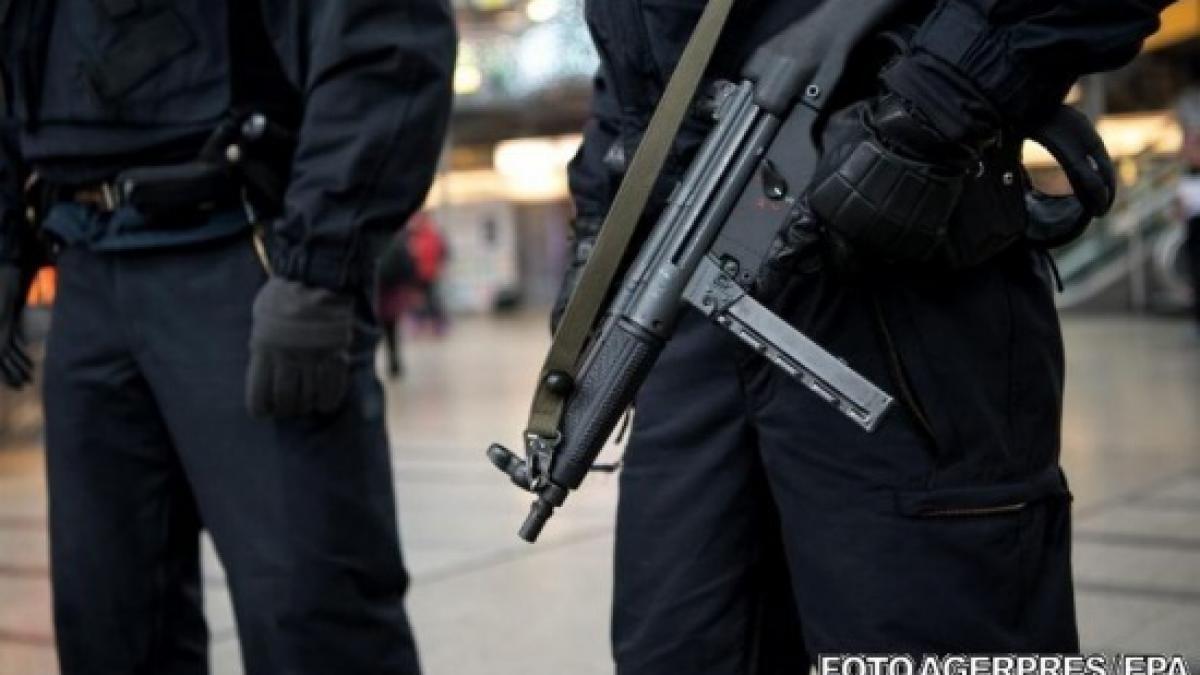 mii de persoane evacuate de pe un stadion din londra din cauza unui incident de securitate