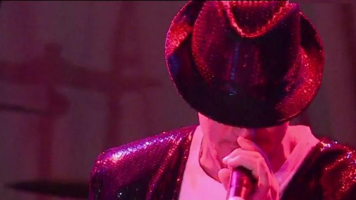 politikix ministrul lui tudose recital michael jackson video