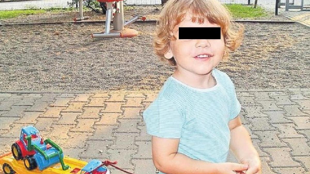 fenomen straniu la mormantul lui ionut anghel in ziua implinirii a patru ani dupa ce a fost sfasiat