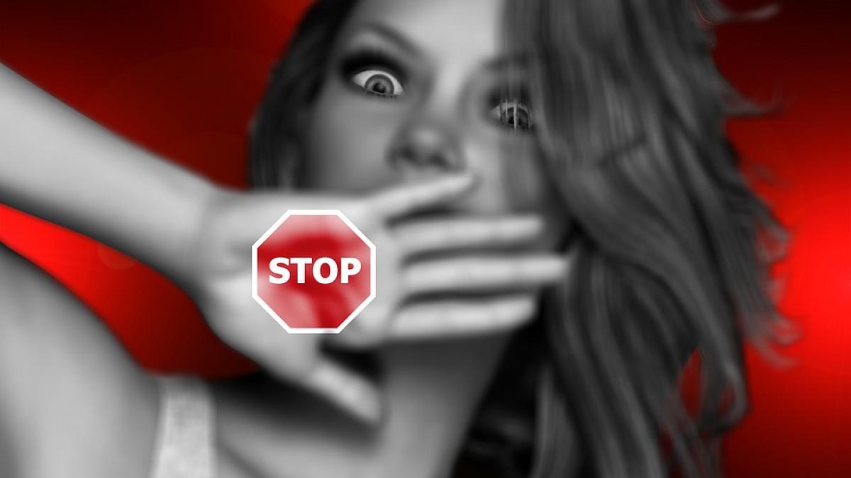 cautam dadaca salariu 128 000 de dolari un porsche un range rover si un maserati mesele gatite de