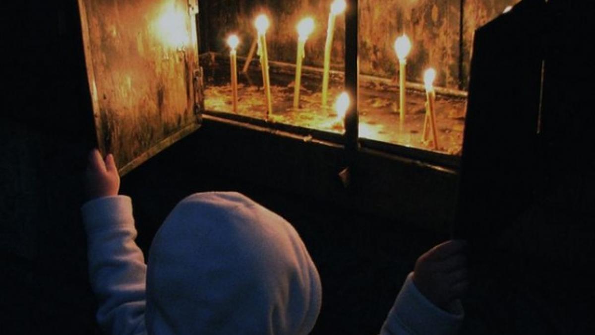 ce trebuie sa faci cand intri in biserica reguli de la parintele cleopa