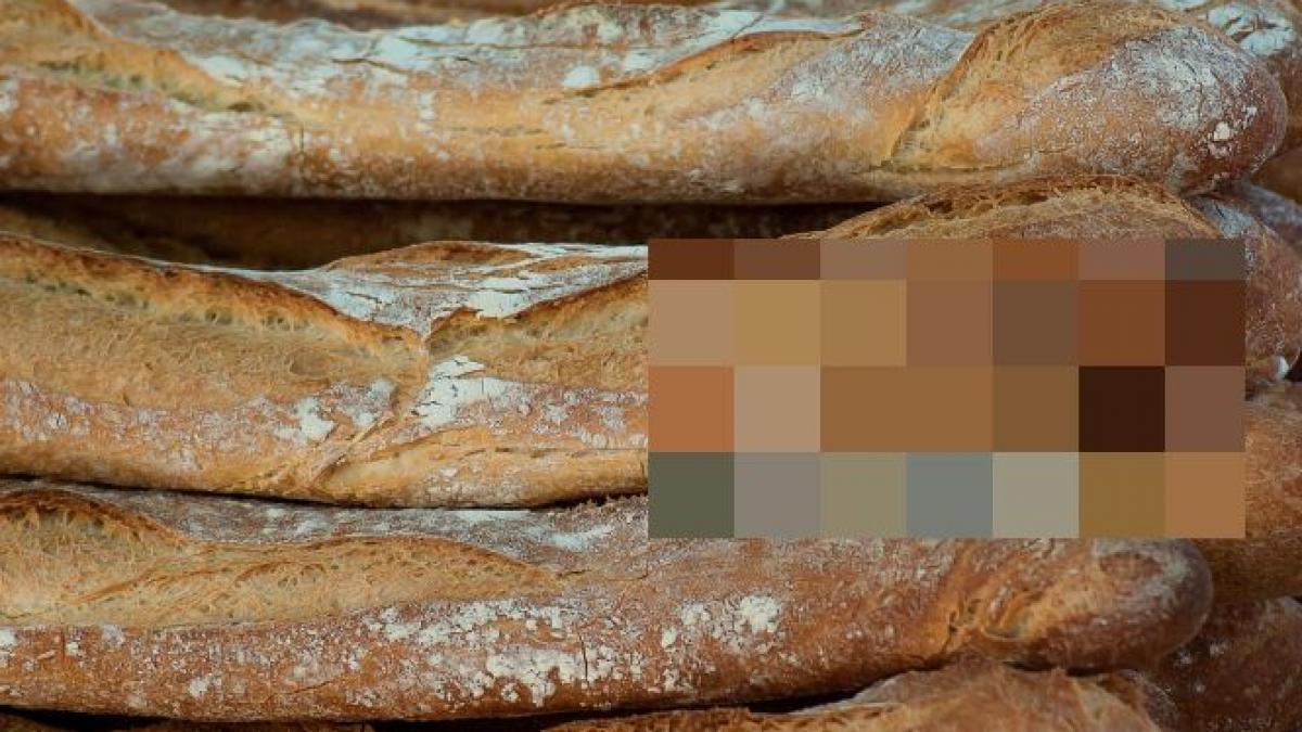 cina cu gust amar pentru un bucurestean a cumparat de la hipermarket o paine cu gandaci