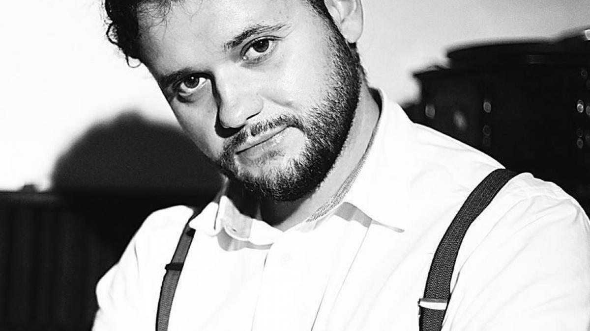 regizorul alex ceausu blocat in miami de uraganul irma