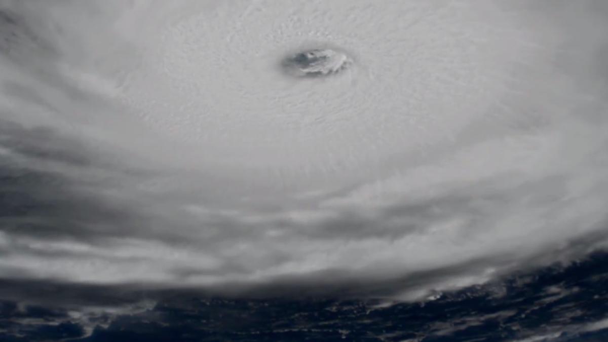 cum se vede uraganul irma de pe statia spatiala internationala