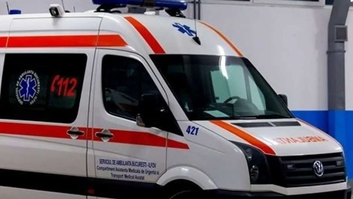 un tanar a fost batut si taiat de iubita lui care este motivul