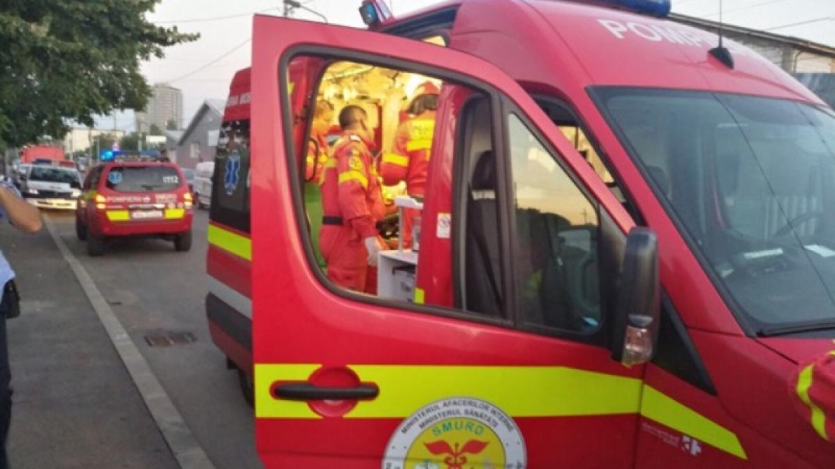 incendiu violent la o fabrica din orastie cinci persoane au fost ranite video