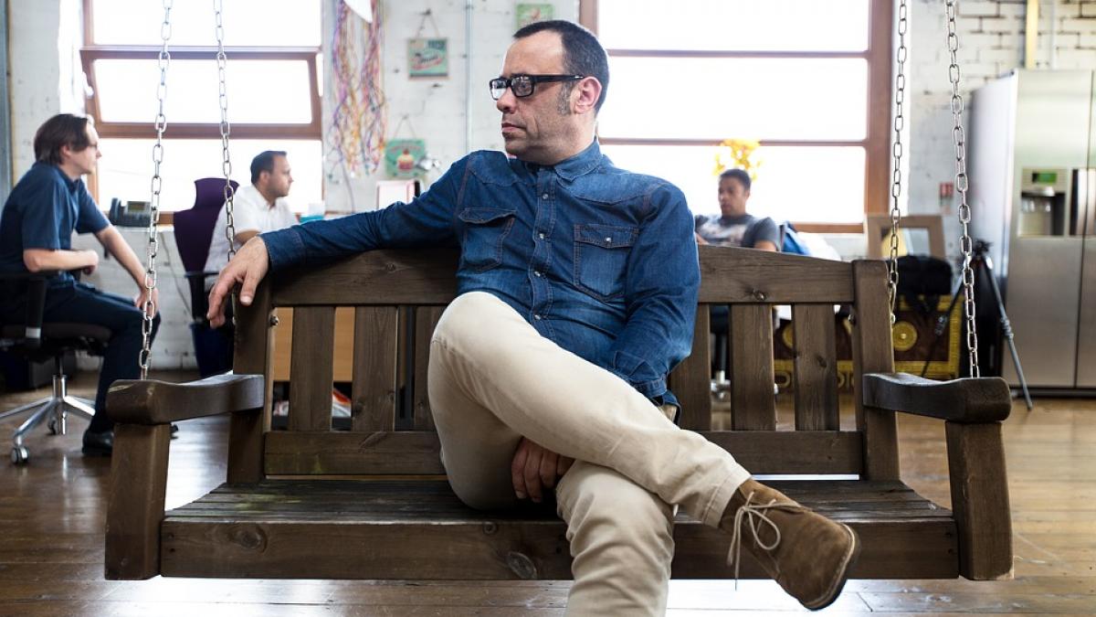 nu mai sta picior peste picior ce boala poti face