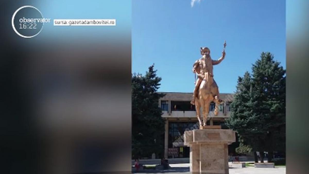 statuia lui mihai viteazul a devenit aurie cum a reactionat sculptorul dupa ce si a vazut opera