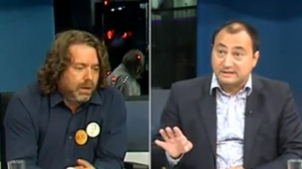 senator al romaniei batut la televizor in timpul unei emisiuni in aceasta seara