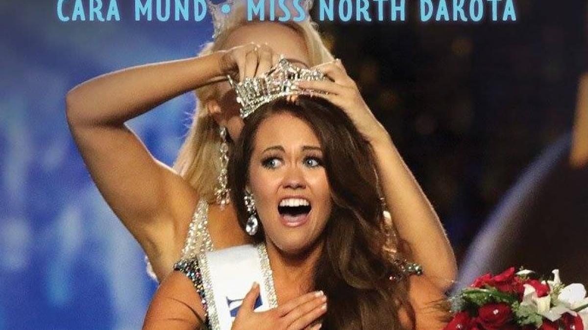 critici dure la adresa presedintelui american donald trump noua miss sua l a atacat chiar in timpul