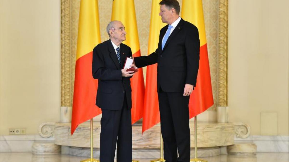 ce mesaj transmitea mircea ionescu quintus la cotroceni de fata cu presedintele klaus iohannis