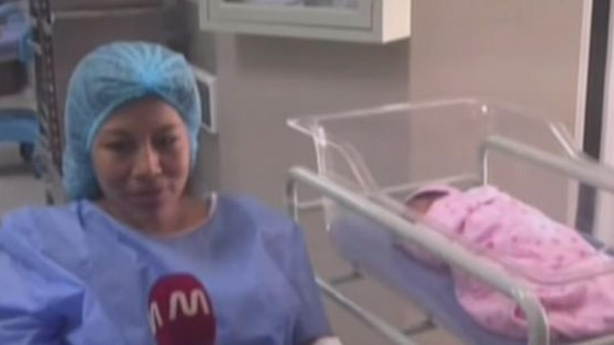 i s a rupt apa in mall si a nascut pe holuri un medic era la cumparaturi si ce a facut de fata cu