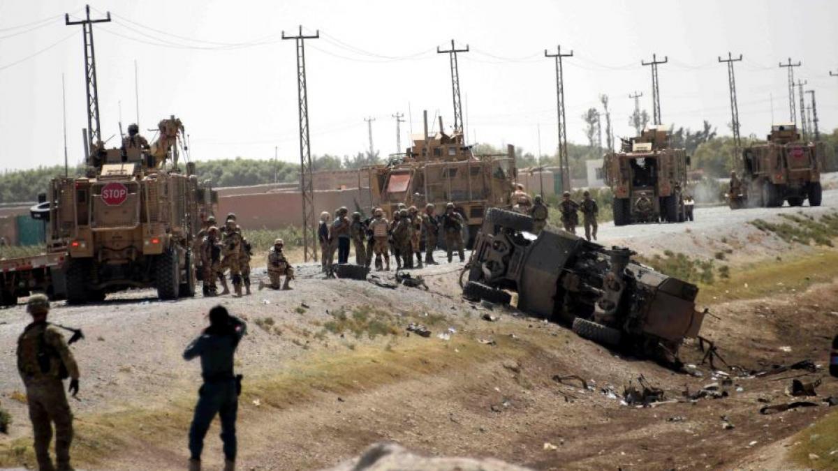 militar roman mort in afganistan imagini surprinse la scurt timp dupa atentatul sinucigas asupra