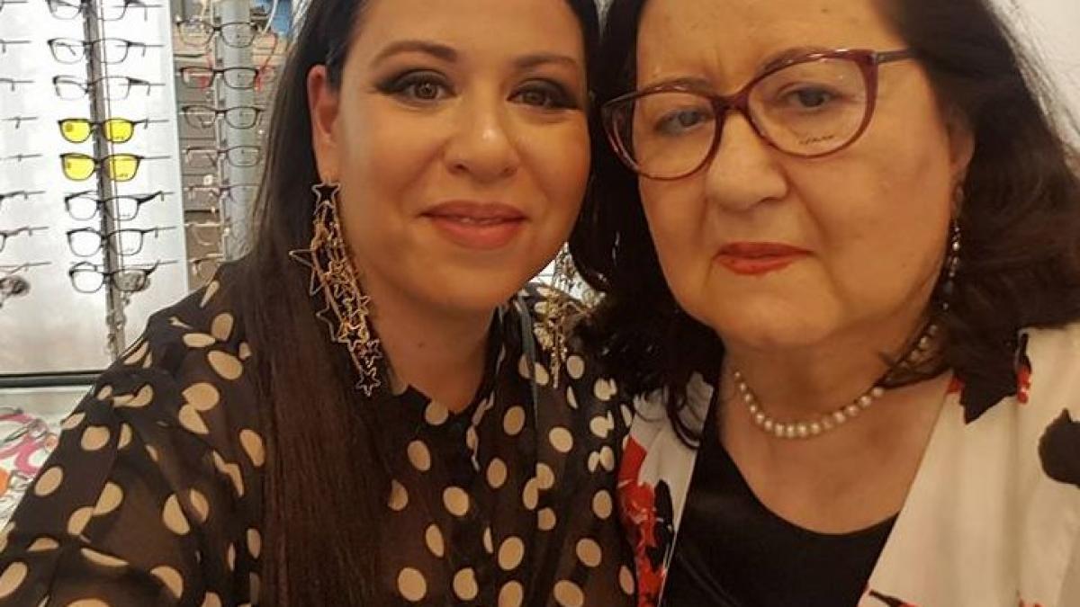 oana roman apel disperat dupa ce mama ei a fost jefuita in propria locuinta