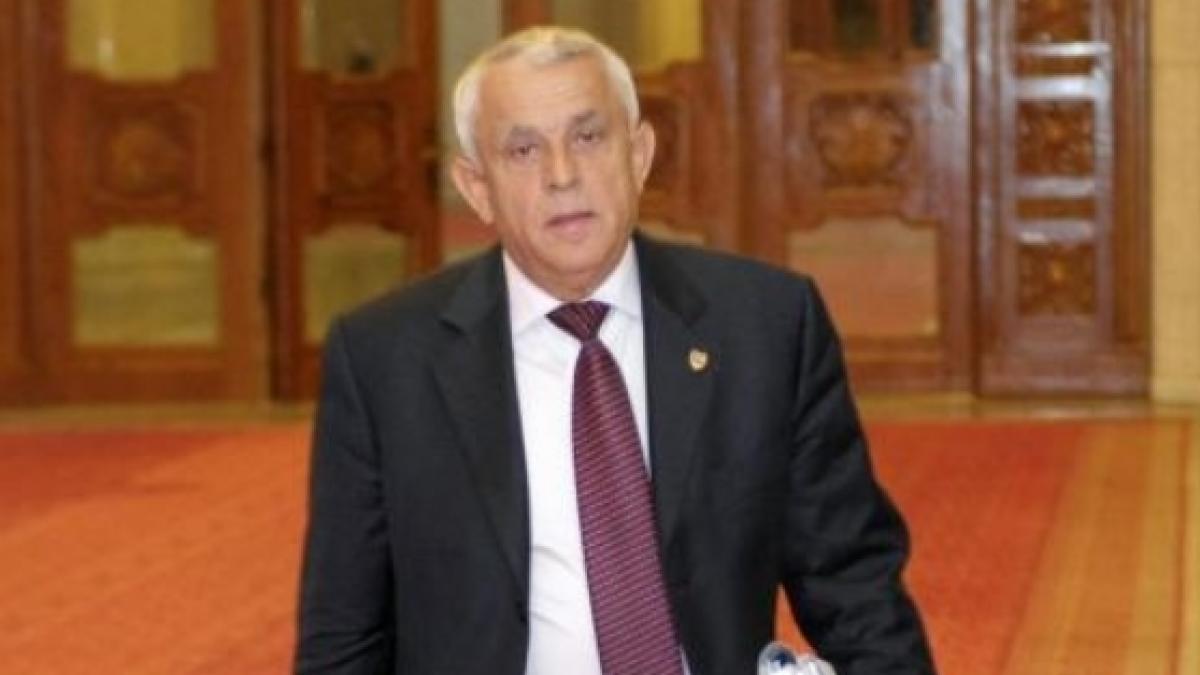 cati bani incaseaza lunar fiica lui petre daea de la ministerul condus de tatal ei