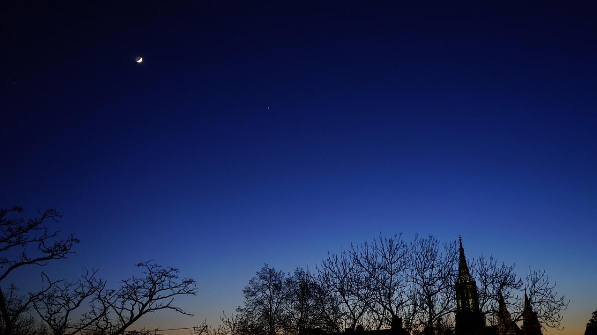 fenomen astronomic rar in aceasta noapte nu s a mai intamplat de peste 9 ani