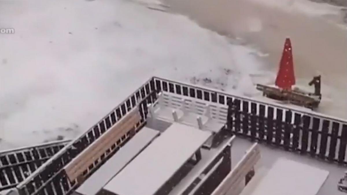 ninsoare la jumatatea lunii septembrie unde au cazut primii fulgi de nea