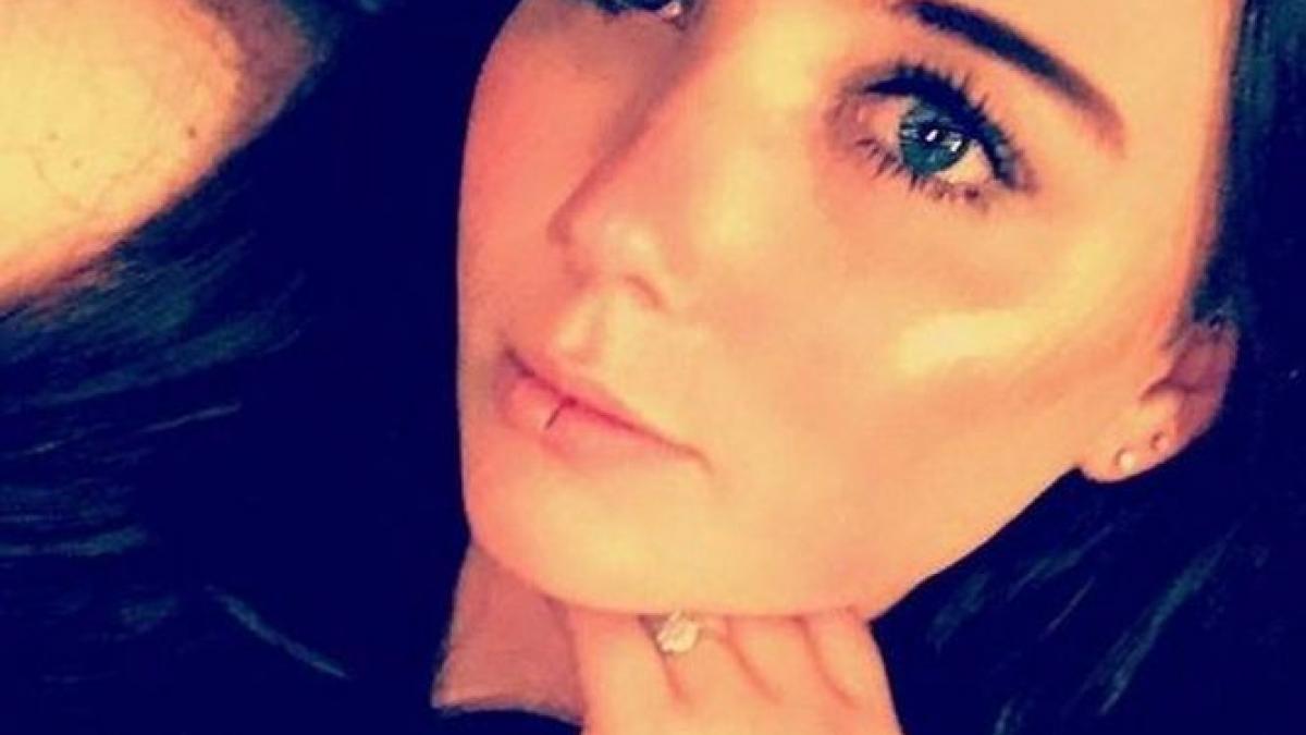 s a urcat beata in masina lui si i a intins o bancnota manjita cu sos de kebab ce a urmat depaseste