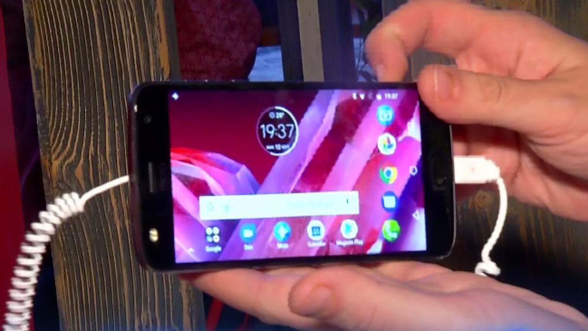 24 it telefonul 7 in 1 care face poze 360 de grade