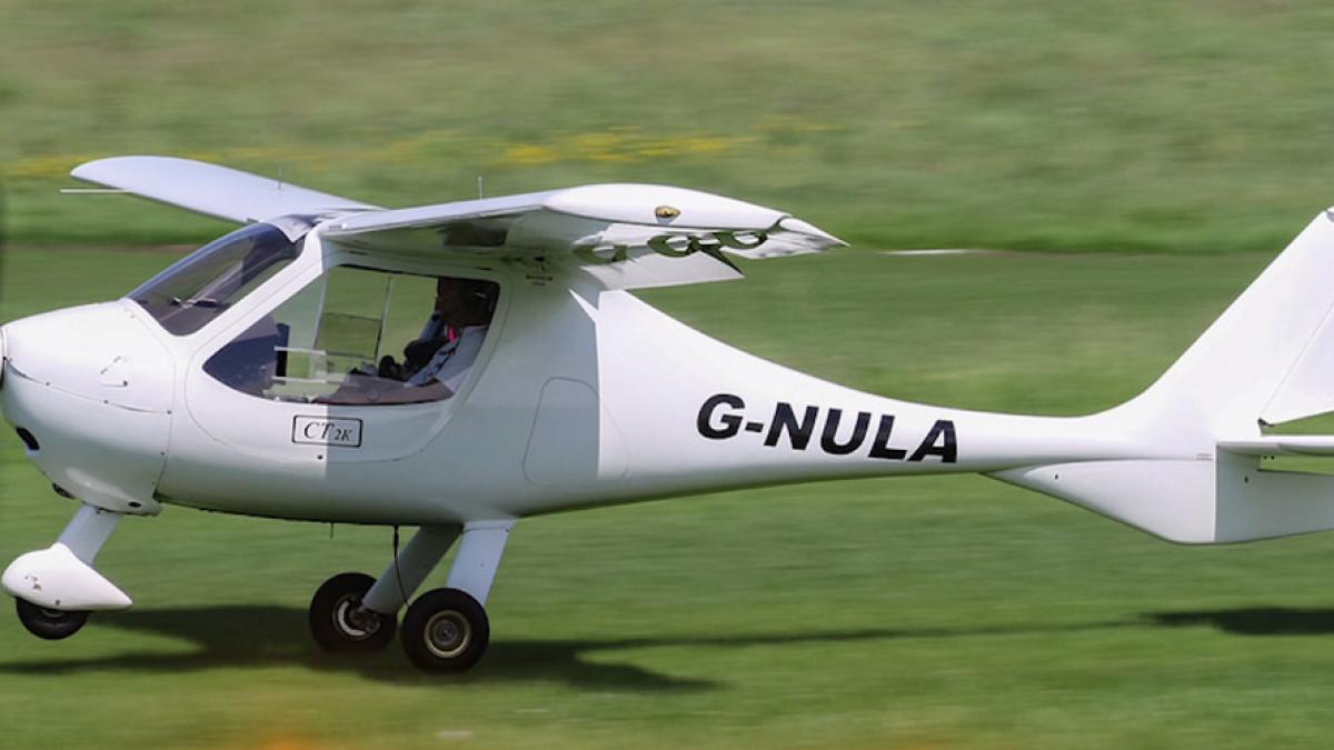 un avion care trebuia sa ajunga pe aeroportul baneasa a disparut de pe radar