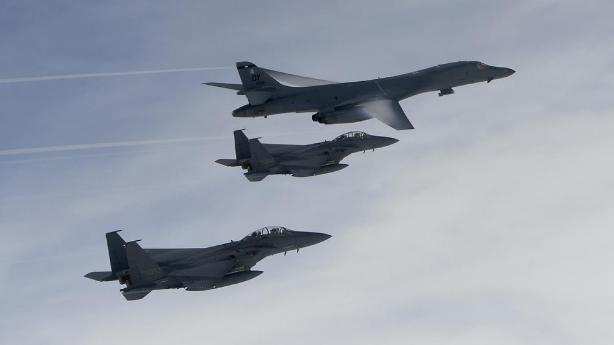 bombardiere americane au zburat in apropierea costelor nord coreene