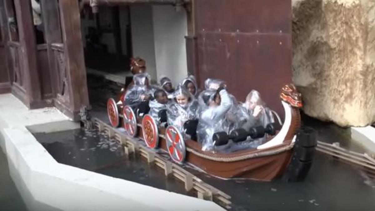 a fost votat cel mai bun tobogan acvatic din toata lumea cum arata cea mai tare experienta pe apa