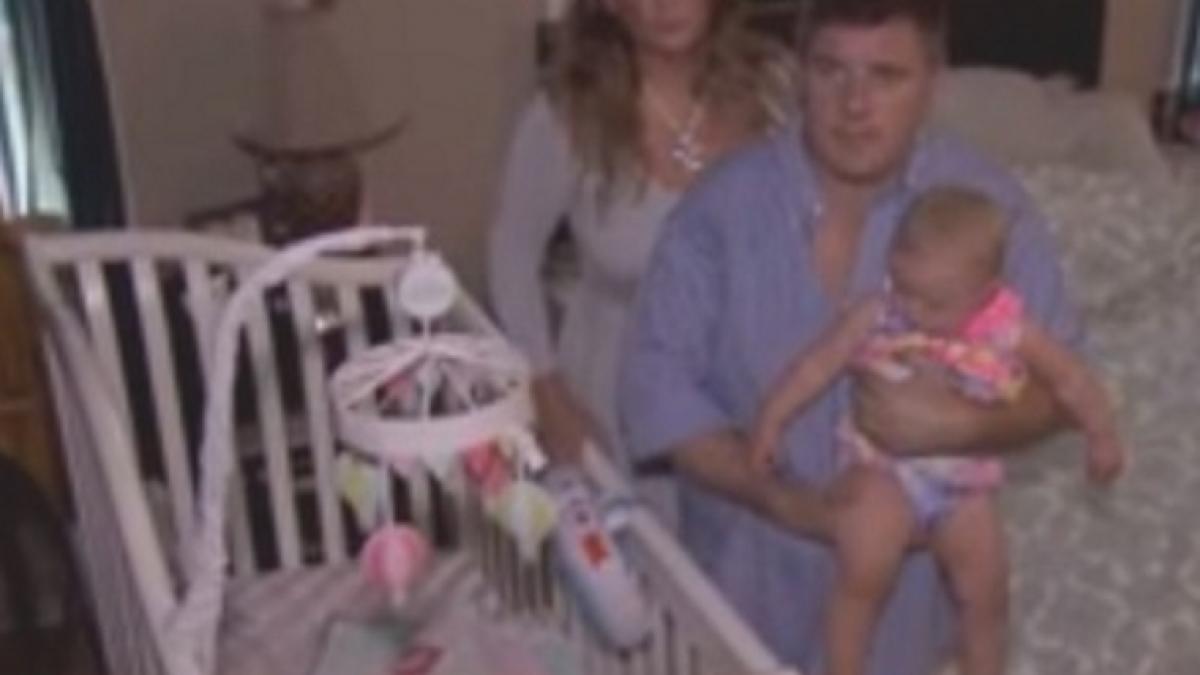 de cate ori mergeau la culcare auzeau zgomote ciudate din podul casei cum nu gasea nimic suspect