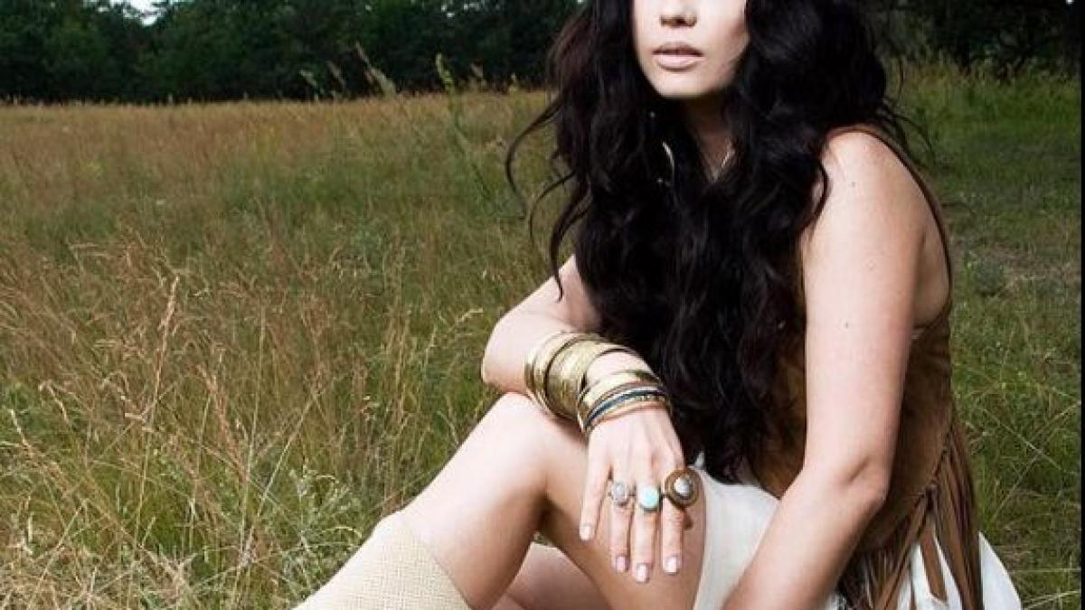 o cantareata a fost retinuta pe un aeroport din turcia motivul inedit pentru care personalul de la