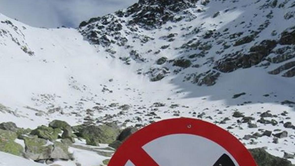 trist dar adevarat ce a aparut pe un munte este un semnal de alarma