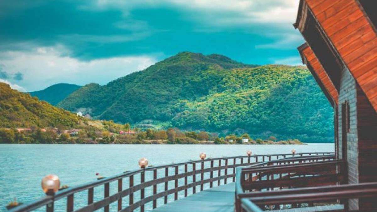 cum arata satul plutitor din romania este unic in europa galerie foto