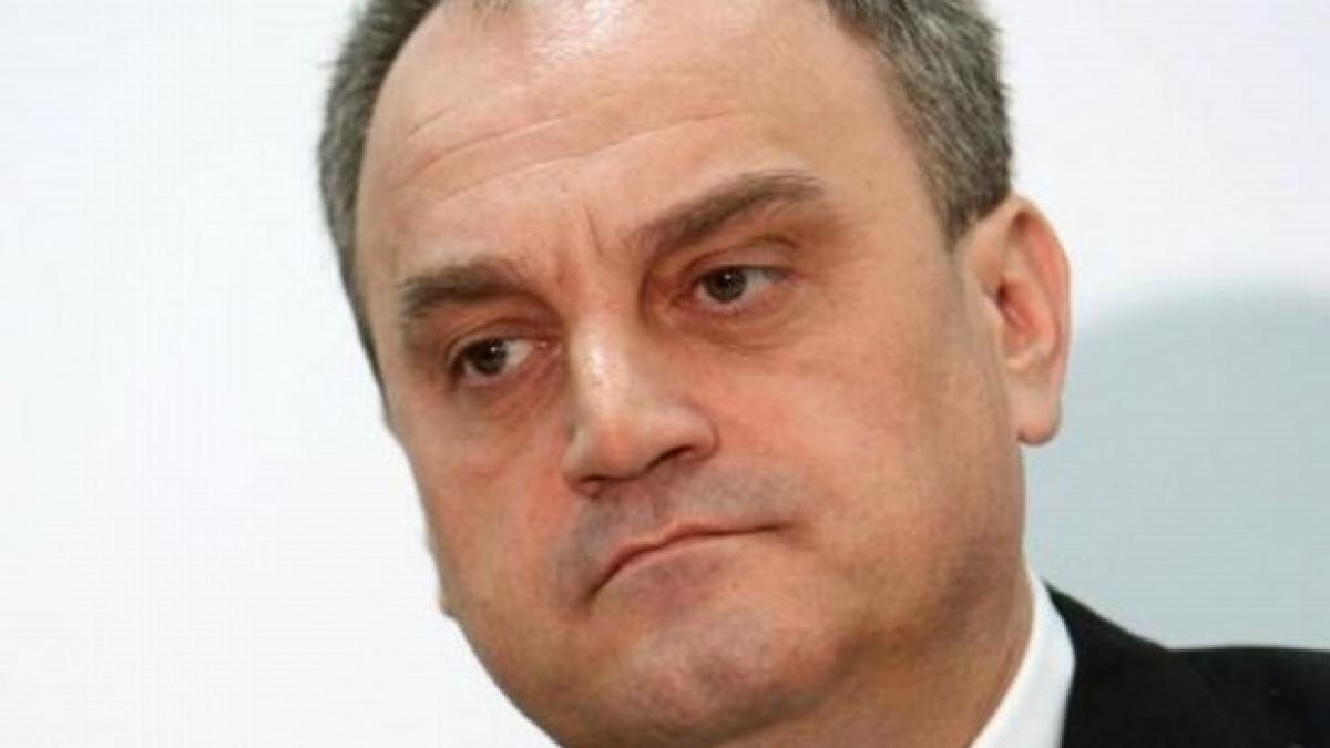 dosarul care arunca in aer scena politica basescu udrea si emil boc dati pe mana procurorilor dna