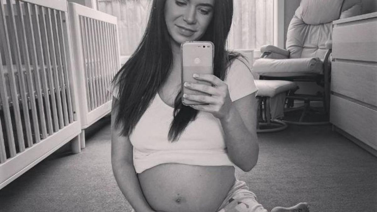 a intrat la menopauza la 23 de ani si i s a spus ca nu va avea niciodata copii doi ani mai tarziu