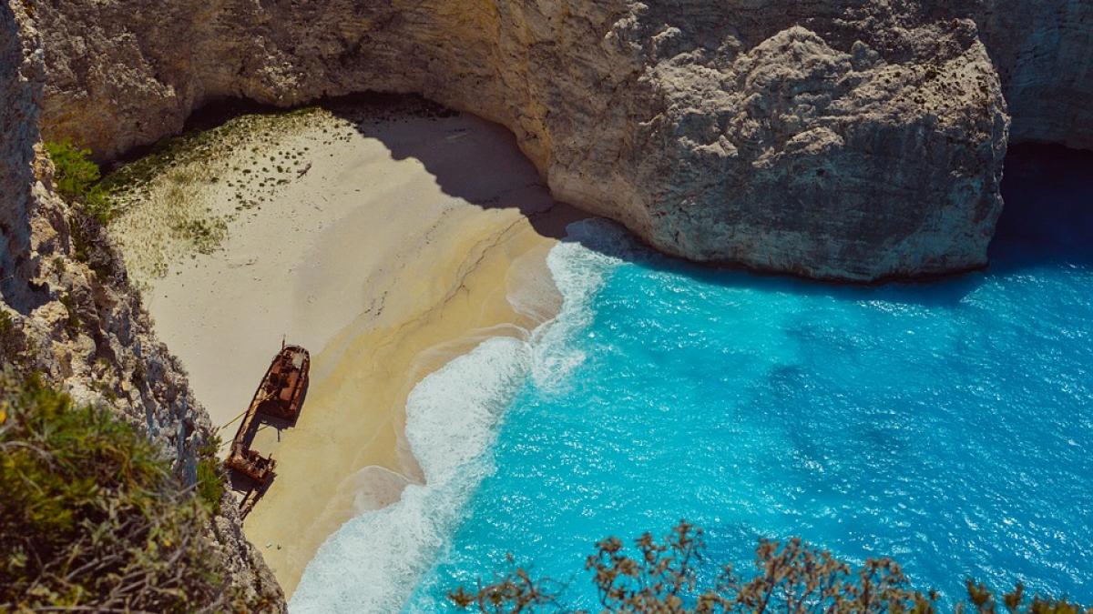 cel mai frumos loc pentru vacanta turistii il confunda cu un colt de rai