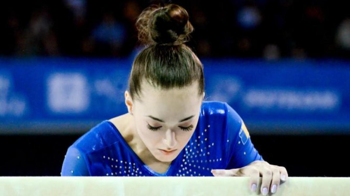sportiva romana larisa iordache s a accidentat si rateaza campionatele mondiale de gimnastica