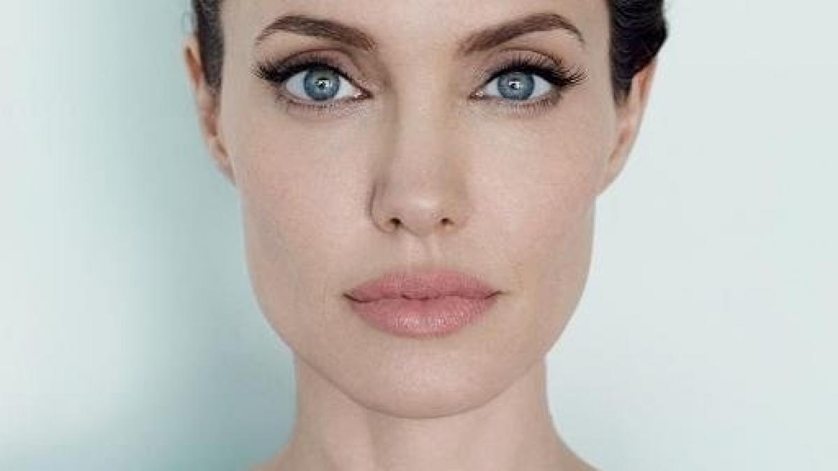 angelinei jolie vrea sa isi refaca viata cine este noul iubit al actritei
