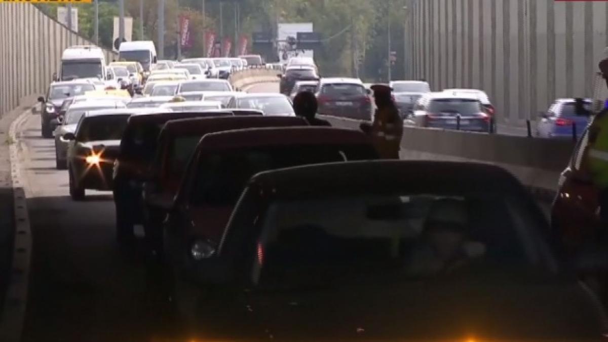 pericol de accidente pe dn1 si a3 inundatii pe carosabil