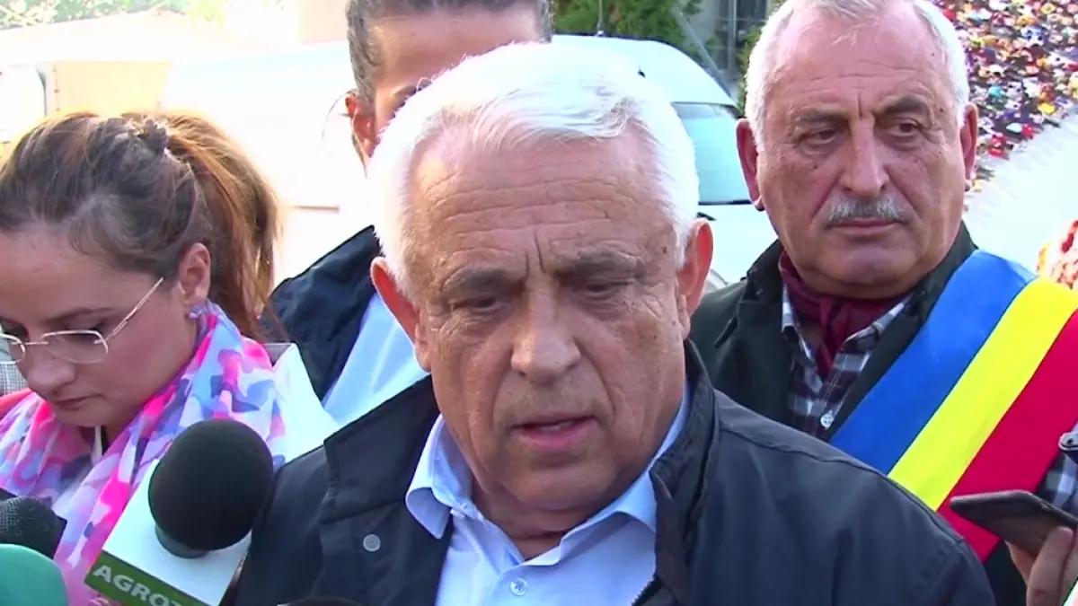 politikix daea lucreaza cu miss univers ce face cea mai frumoasa femeie pentru ministrul
