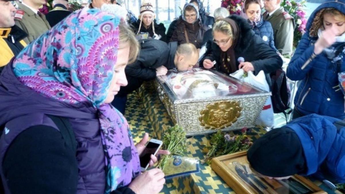 cuvioasa parascheva reguli de urmat in timpul pelerinajului la sfanta parascheva