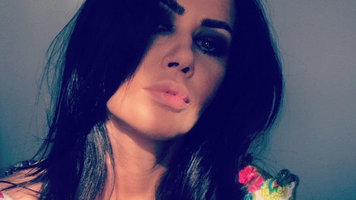 oana zavoranu nici nu se gandeste sa devina mama mie mi e foarte greu eu cu mine nu sunt pregatita