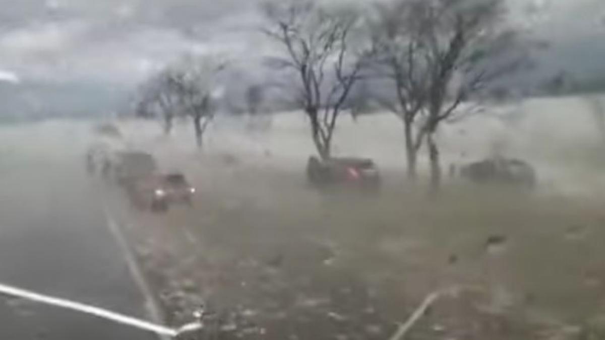 s a facut intuneric in plina zi din cer pica grindina cat o portocala am trait pe viu secvente de