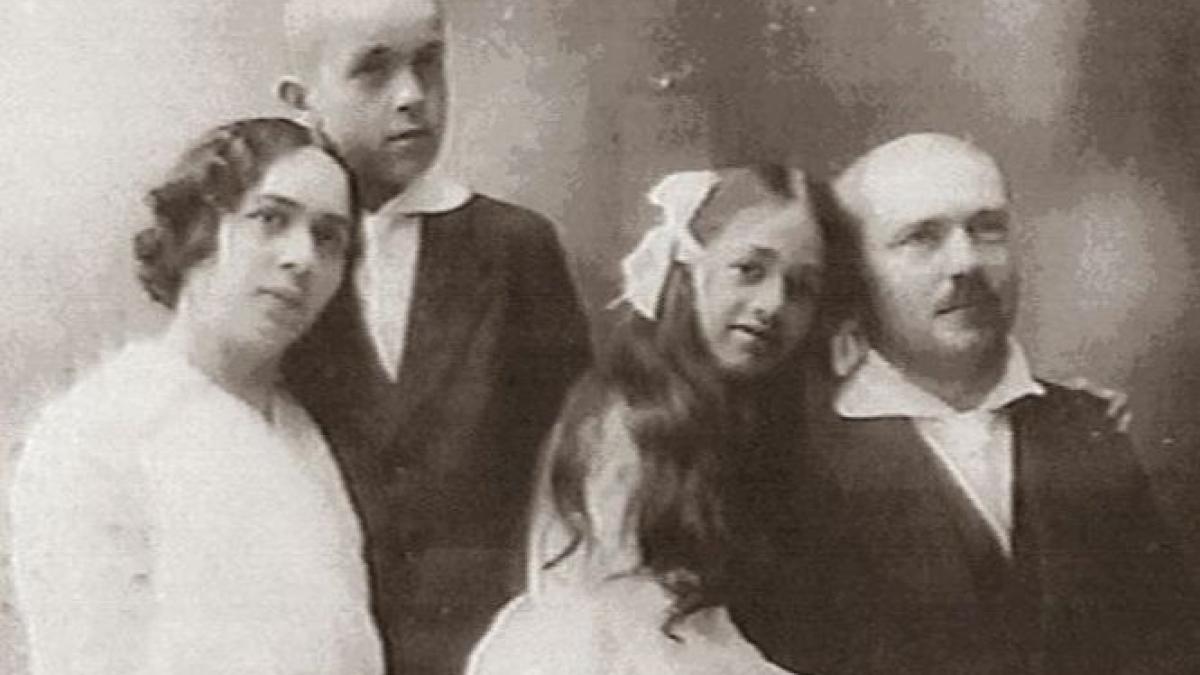 povestea romanului care a fost ingropat de viu l a luat in miez de noapte si l a aruncat intr o