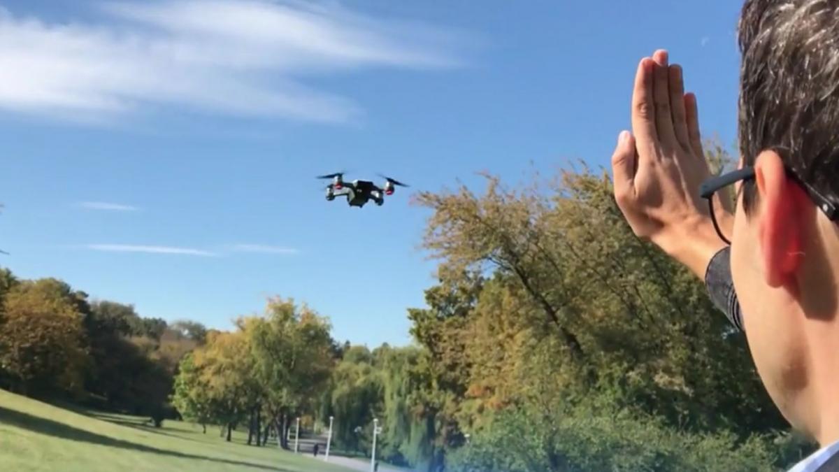 24 it mini drona pentru selfie uri spectaculoase