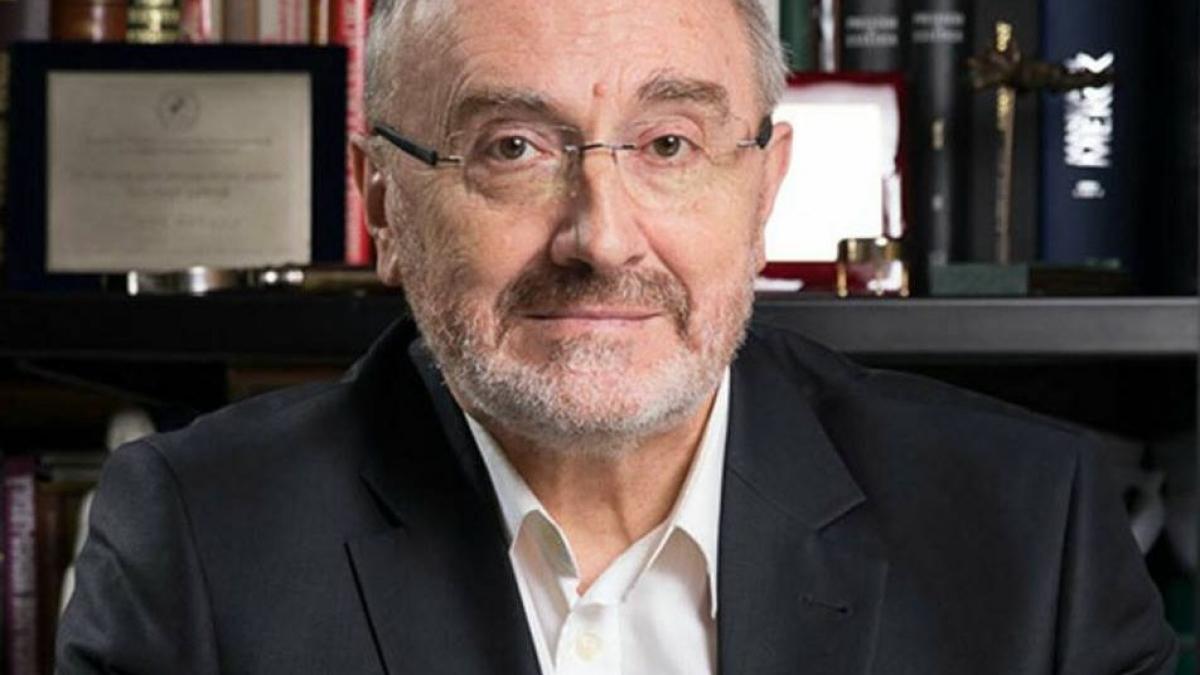 dna ioan lascar colabora la o clinica unde era asociat administratorul firmei pe care a favorizat o