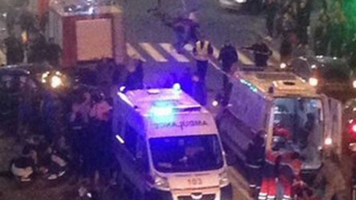 carnagiu pe o strada din ucraina o tanara a trecut pe rosu si a provocat sase decese locul arata ca