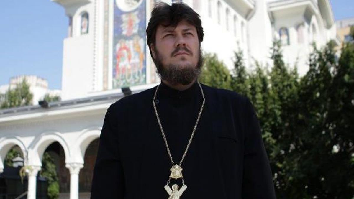 declaratiile unui preot despre femeile care au fost hartuite sexual nu cumva s au complacut pentru