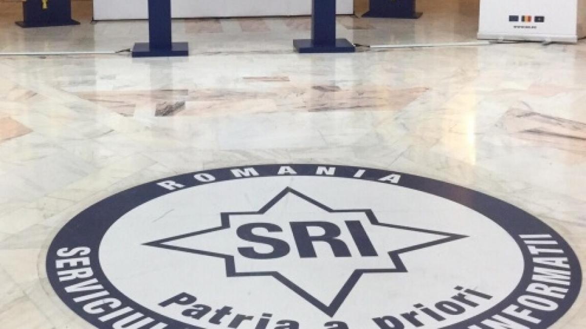 eduard hellvig reactioneaza la ultimele atacuri la adresa sri precizari despre prezidentialele din