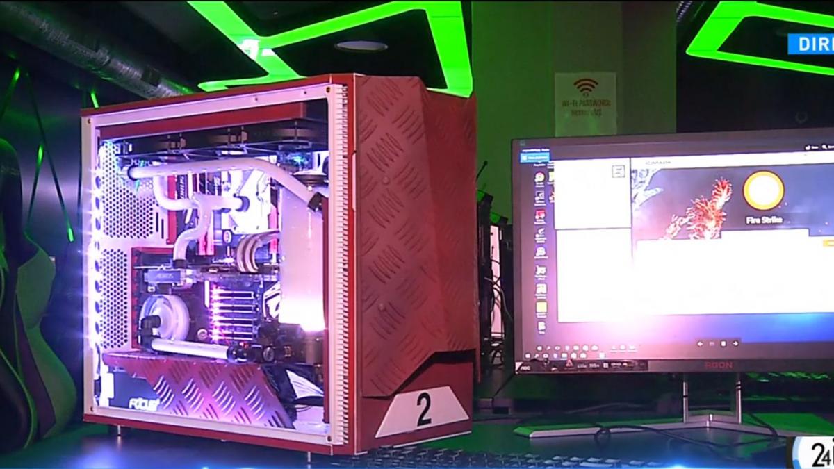 24 IT. Monstrul tunat cel mai spectaculos calculator de gaming